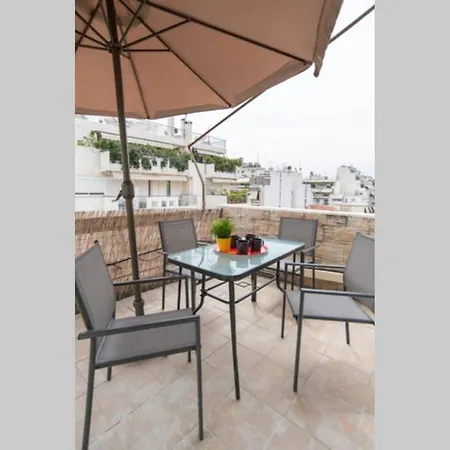 The Pop & Art Cozy Apartment Piraeus